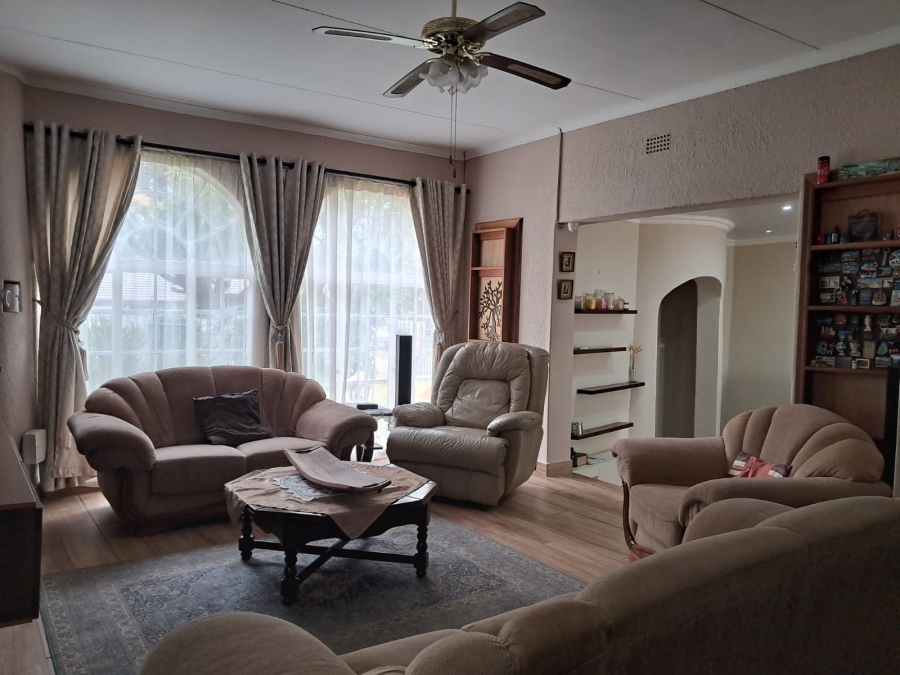 4 Bedroom Property for Sale in Safari Gardens North West